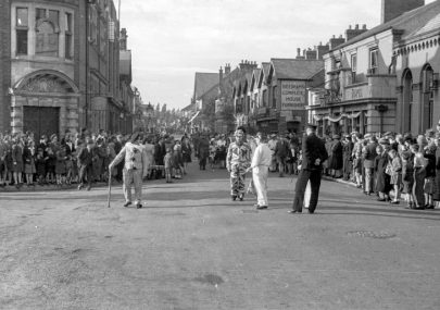 Belvoir Road VJ Day celebrations. Parade outside the Engineers' Arms